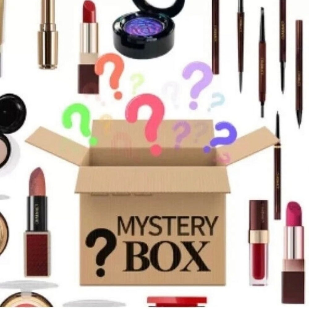 👉*NWT* BEAUTY, MAKEUP & SKINCARE MYSTERY BOX ~Skincare, Hair Care, Tools, etc..